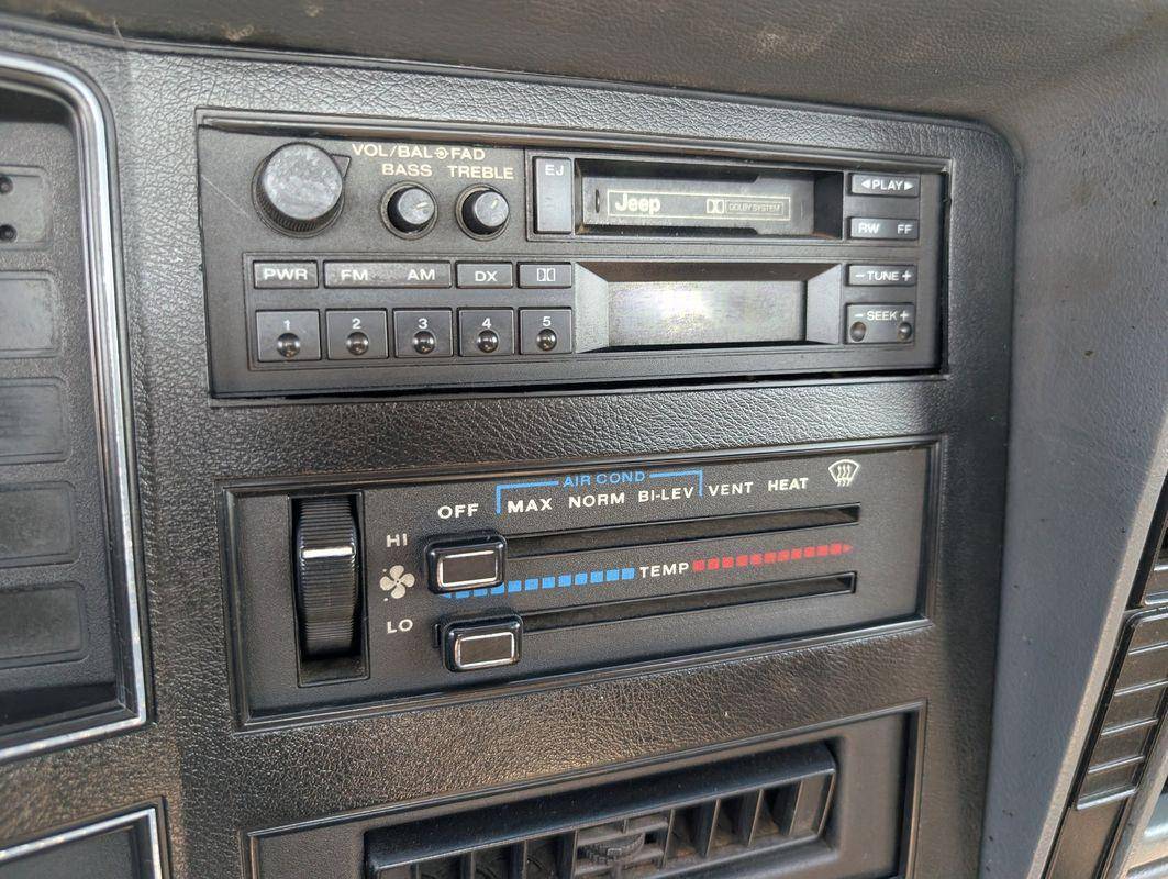 Jeep-comanche-1991-blue-19