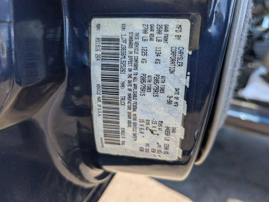 Jeep-comanche-1991-blue-22