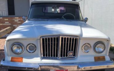 Jeep-gladiator-1966-white-2