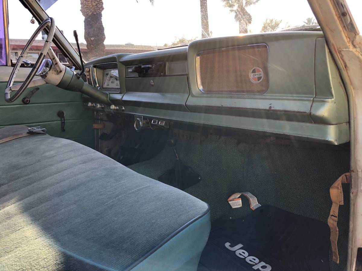 Jeep-gladiator-1966-white-8