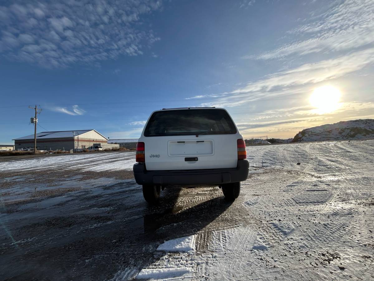 Jeep-grand-cherokee-1996-white-2