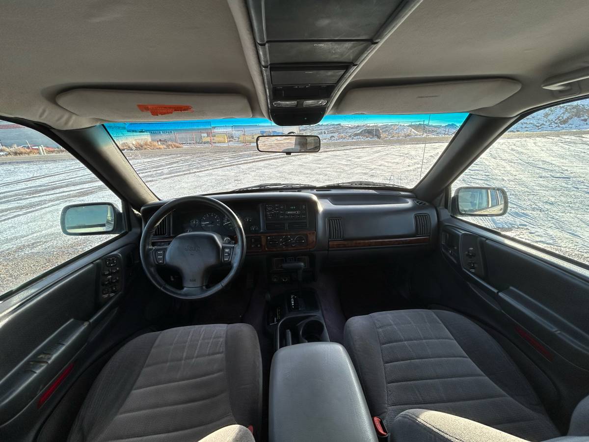 Jeep-grand-cherokee-1996-white-6