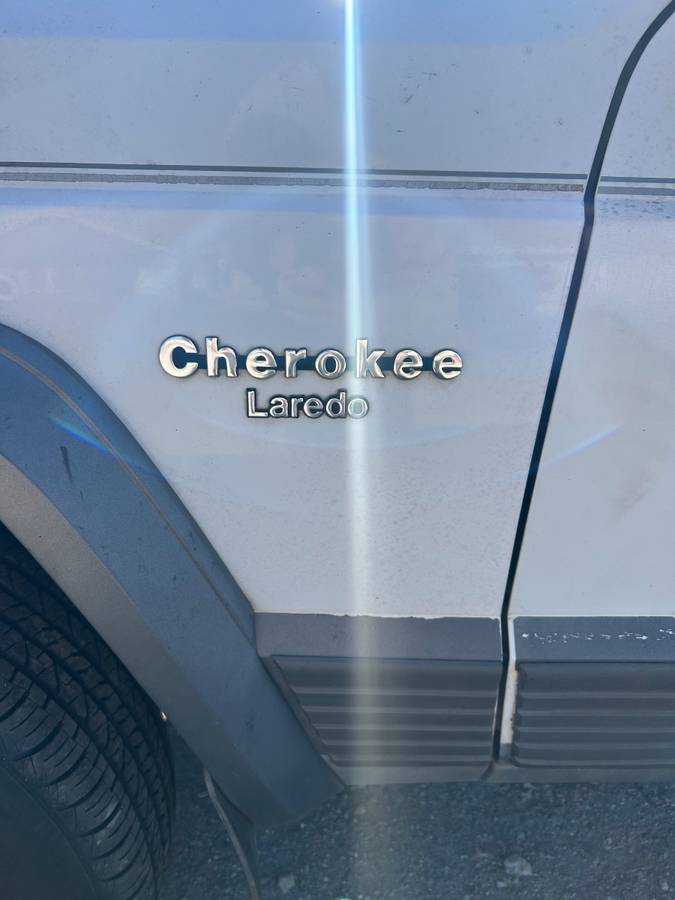 Jeep-grand-cherokee-laredo-1990-white-8