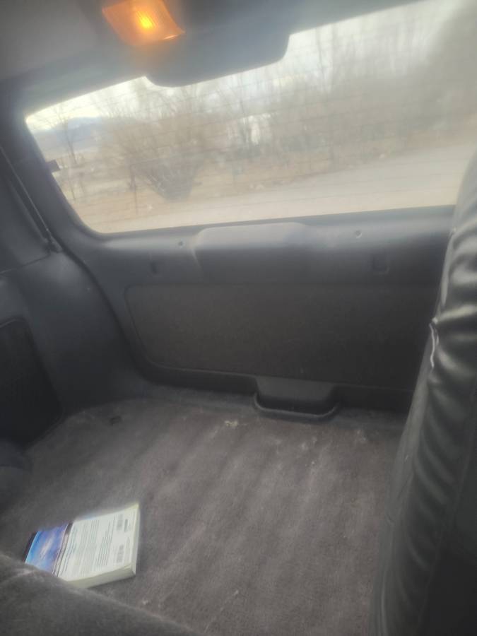 Jeep-grand-cherokee-laredo-4x4-zj-1996-silver-3