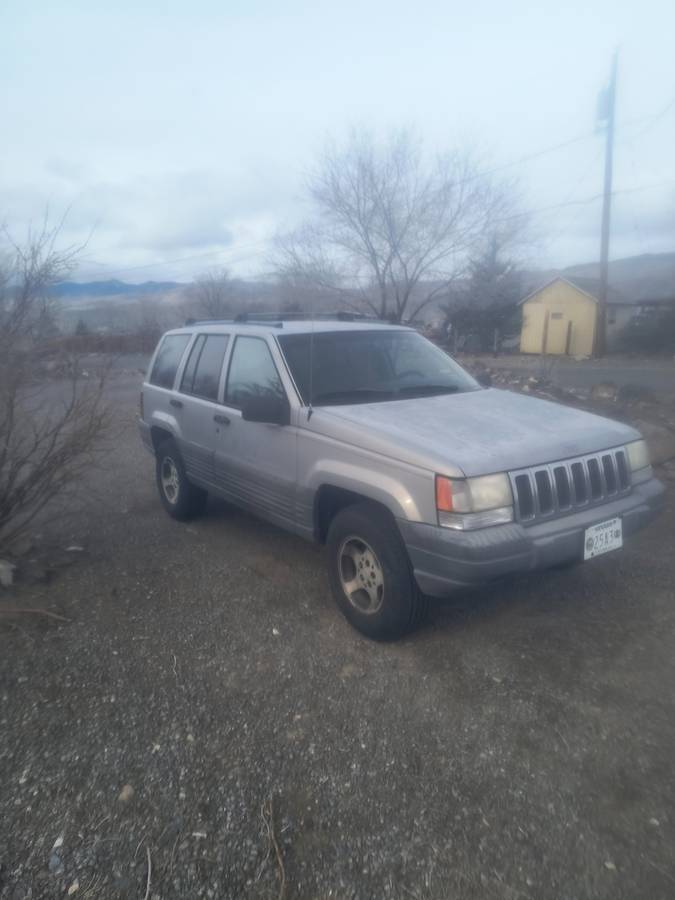 Jeep-grand-cherokee-laredo-4x4-zj-1996-silver-5