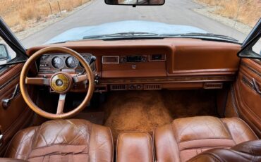 Jeep-grand-wagoneer-1984-blue-10