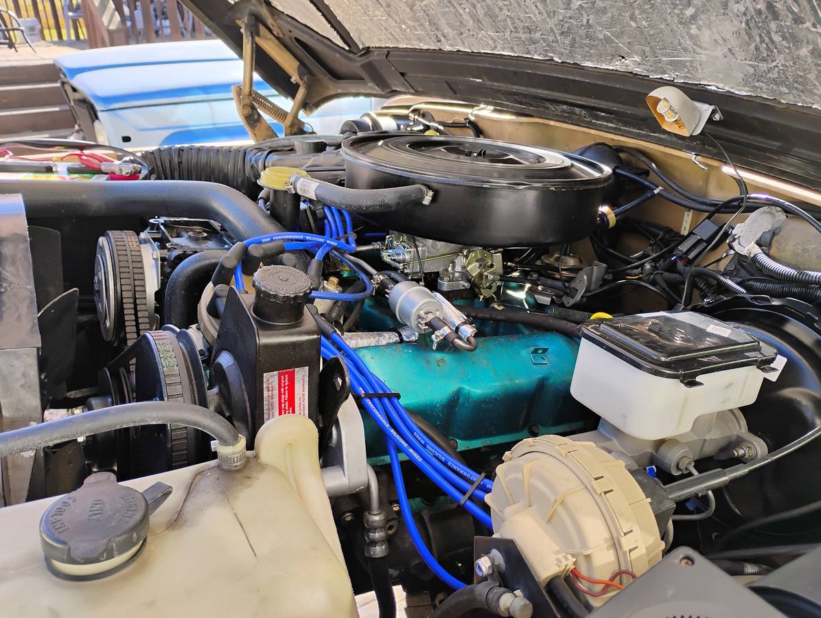 Jeep-grand-wagoneer-1987-custom-10