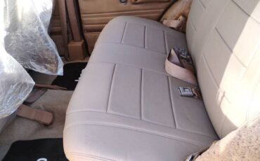 Jeep-grand-wagoneer-1987-custom-2