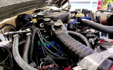 Jeep-grand-wagoneer-1987-custom-9