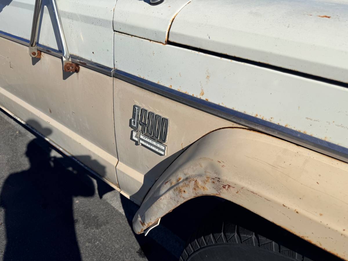 Jeep-j-10-1972-white-10