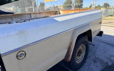 Jeep-j-10-1972-white-2