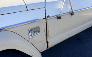 Jeep-j-10-1972-white-3