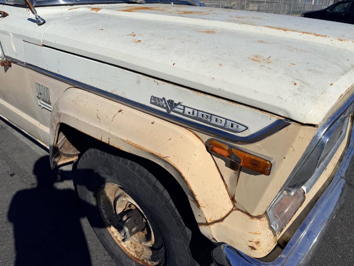 Jeep-j-10-1972-white-7
