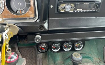 Jeep-j-10-1984-silver-11