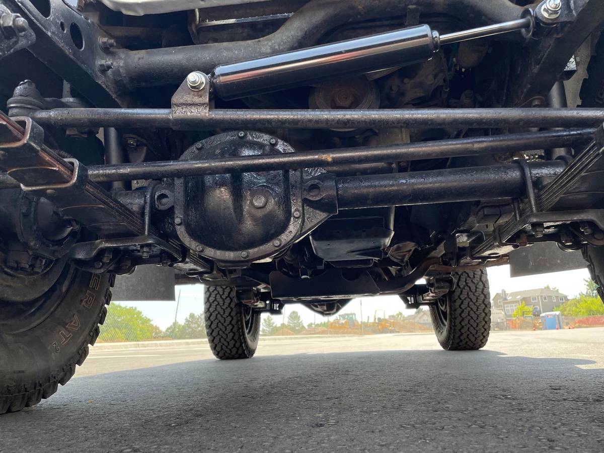 Jeep-j53-diesel-1989-white-17