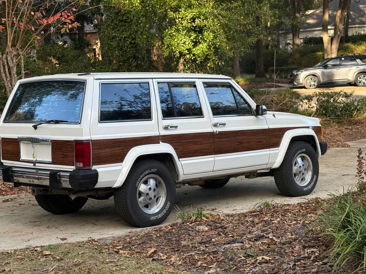 Jeep-wagoneer-1989-16