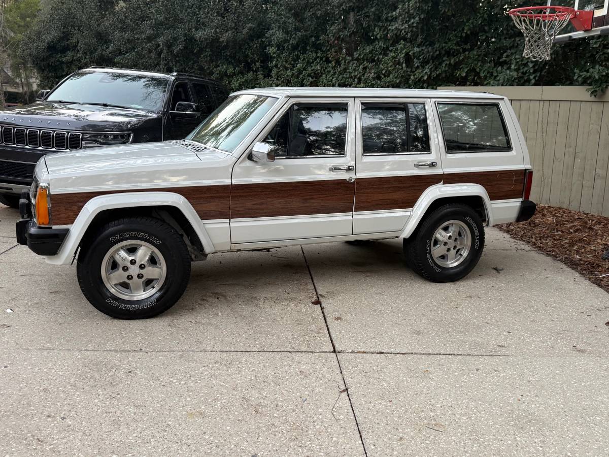 Jeep-wagoneer-1989-7