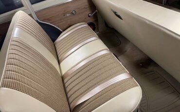 Jeep-wagoneer-4-x-4-1972-orange-11