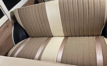 Jeep-wagoneer-4-x-4-1972-orange-14