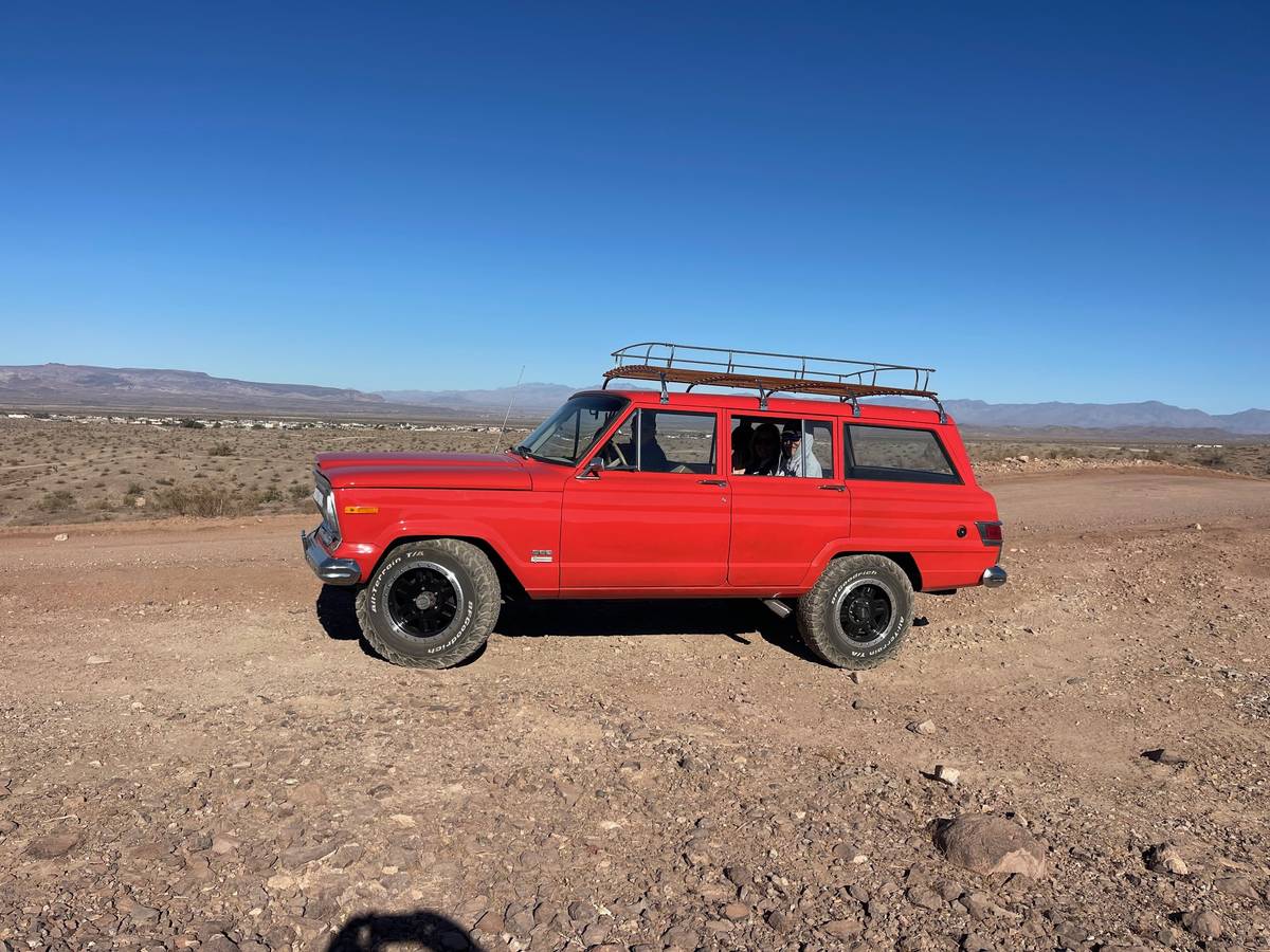 Jeep-wagoneer-4-x-4-1972-orange-5