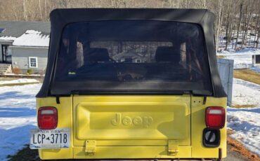 Jeep-wrangler-1977-yellow-3