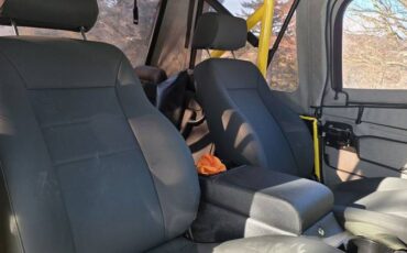 Jeep-wrangler-1977-yellow-8