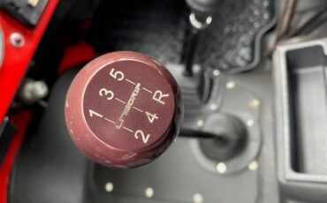 Jeep-wrangler-1985-red-11