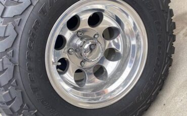 Jeep-wrangler-1985-red-13