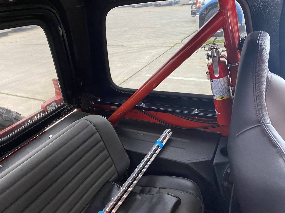 Jeep-wrangler-1985-red-5