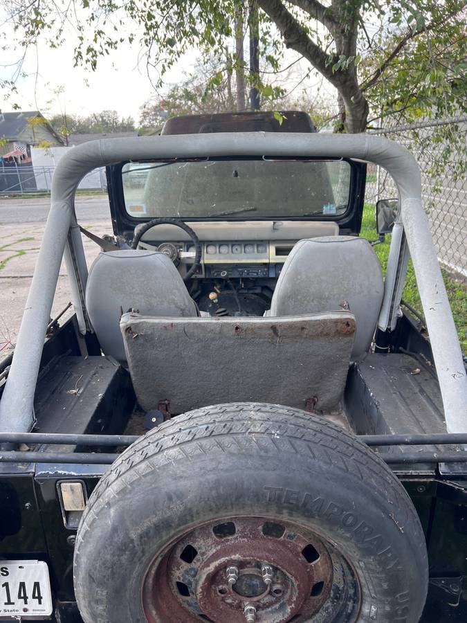 Jeep-wrangler-1988-black-2