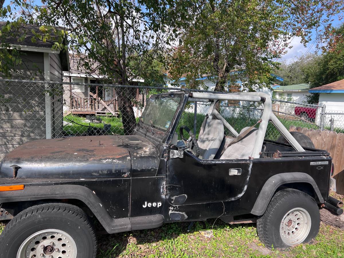 Jeep-wrangler-1988-black-3