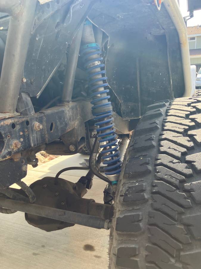 Jeep-wrangler-1990-white-3