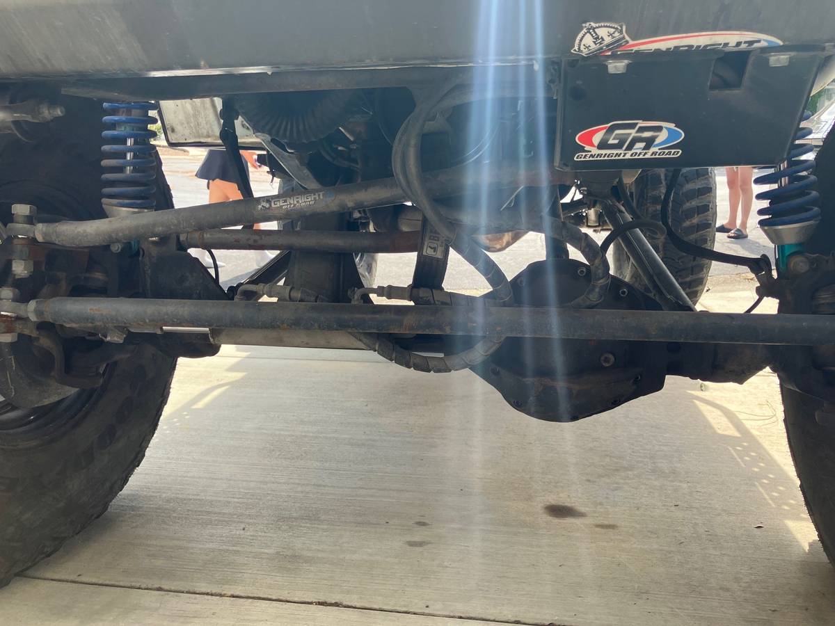 Jeep-wrangler-1990-white-4