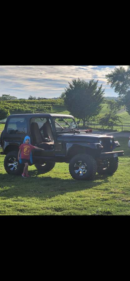 Jeep-wrangler-1991-black-5