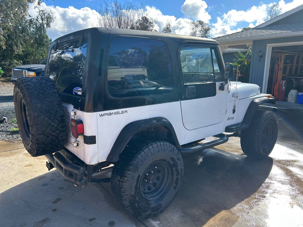 Jeep-wrangler-1991-white-6