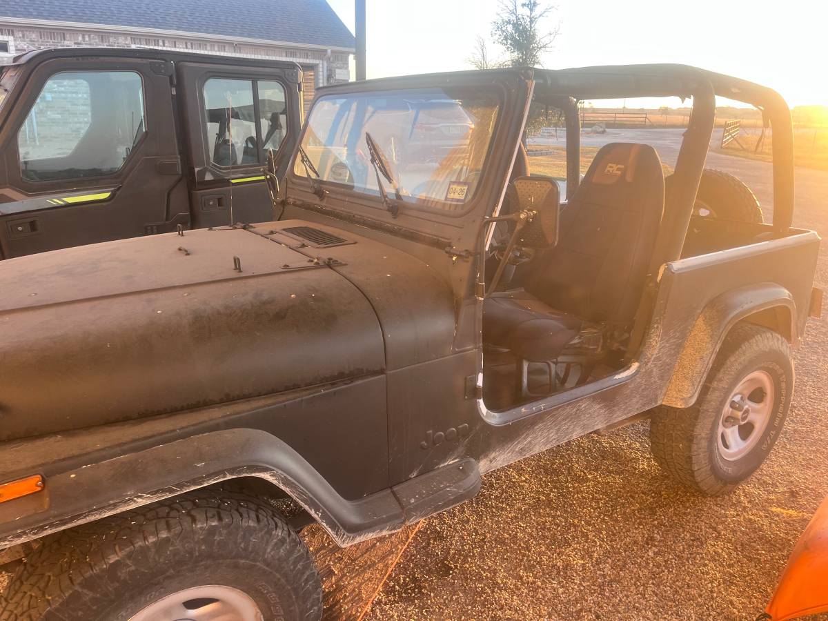 Jeep-wrangler-1992-black-1