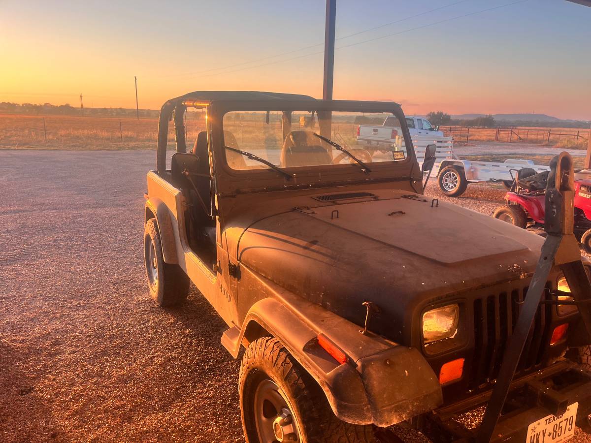 Jeep-wrangler-1992-black