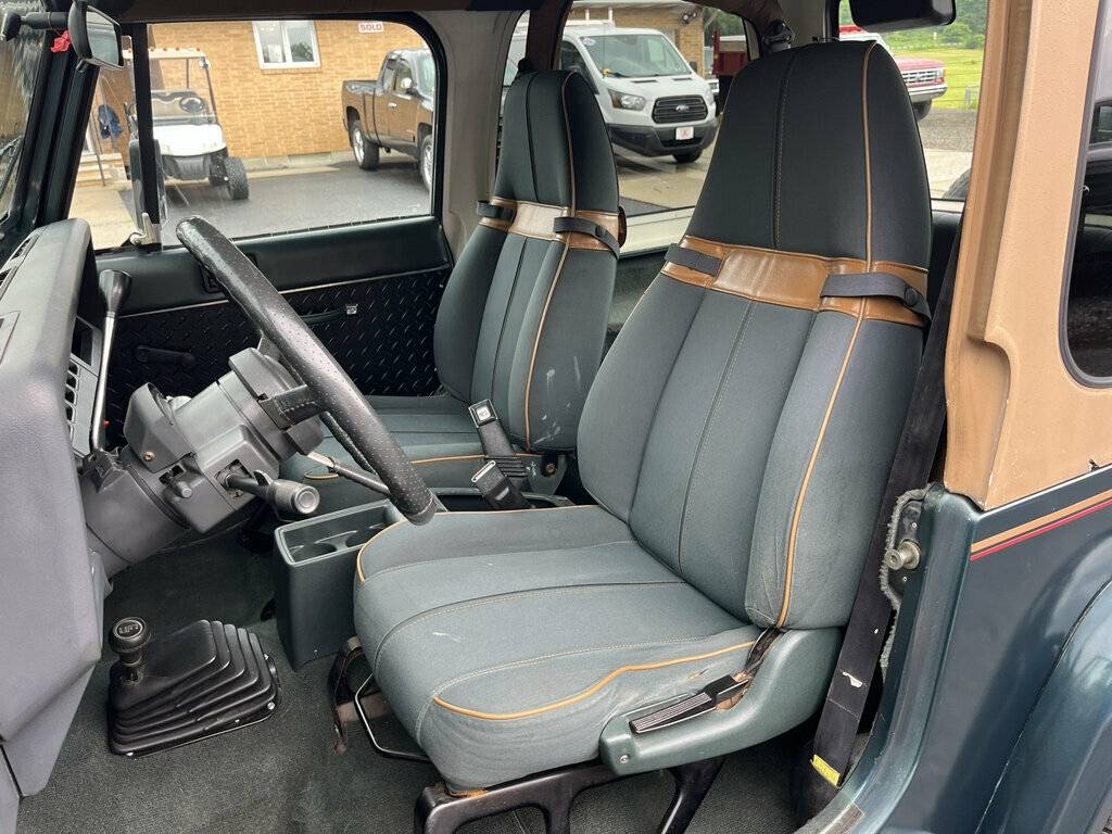 Jeep-wrangler-1994-green-21