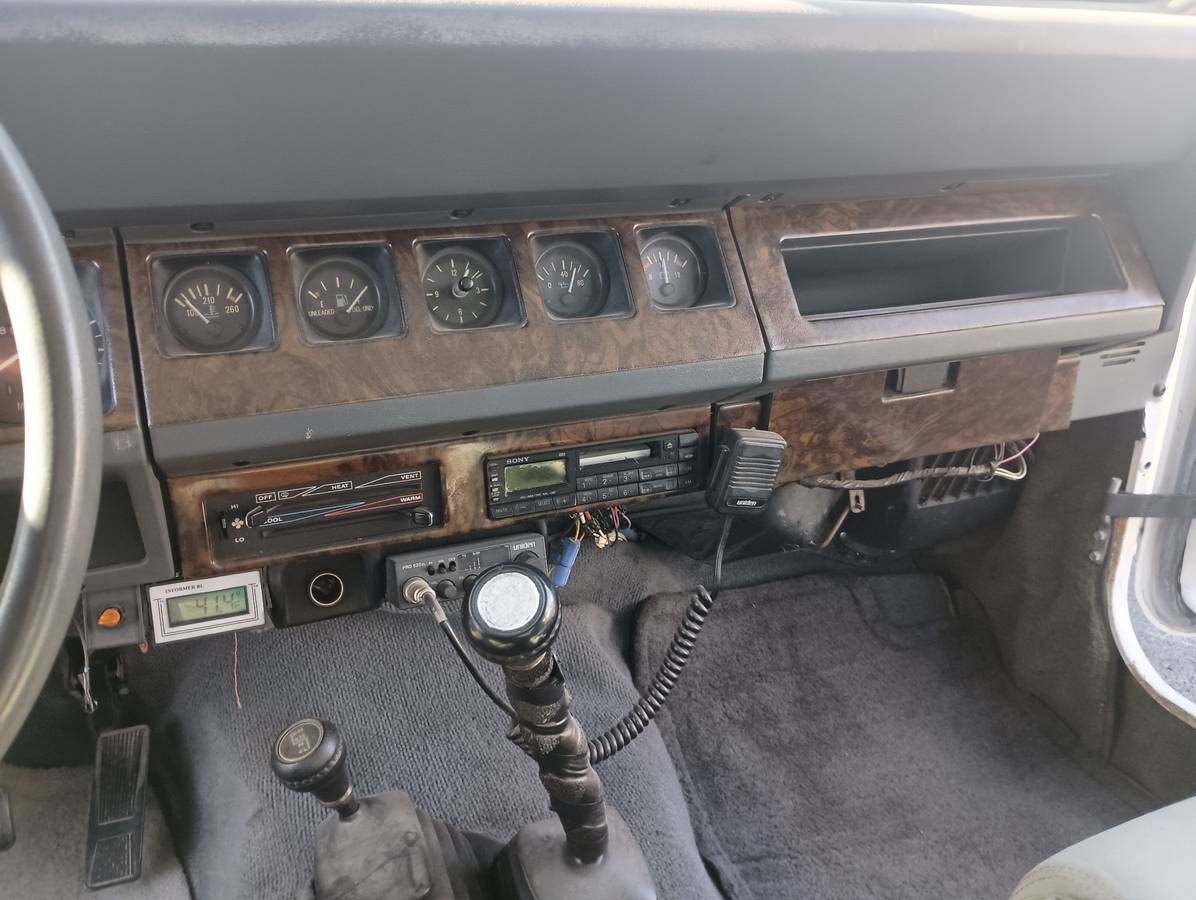 Jeep-wrangler-islander-1989-1