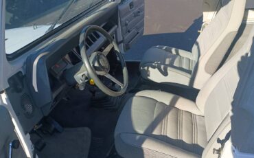 Jeep-wrangler-islander-1989-3