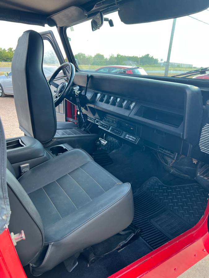Jeep-wrangler-open-body-base-1987-red-8