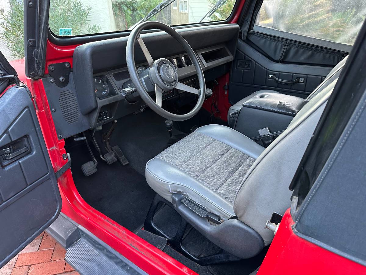 Jeep-wrangler-s-1995-red-2