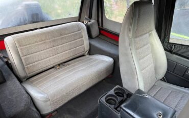 Jeep-wrangler-s-1995-red-3