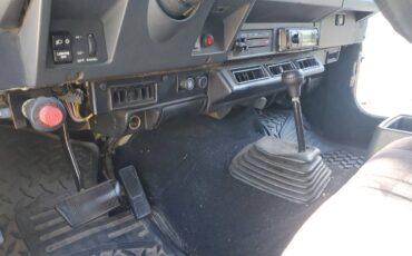 Jeep-wrangler-sahara-1993-grey-13