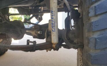 Jeep-wrangler-sahara-1993-grey-3