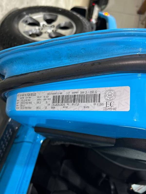 Jeep-wrangler-sahara-4wd-auto-low-km-1987-7