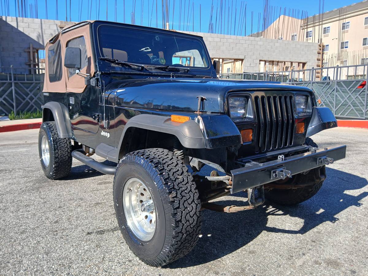 Jeep-wrangler-sport-1990-black-5