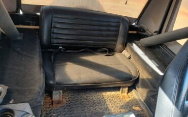 Jeep-wrangler-sport-1990-black-8