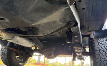 Jeep-wrangler-unlimited-sahara-1995-blue-12