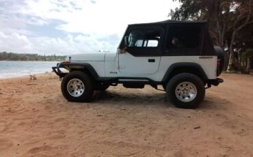 Jeep-wrangler-yj-1989-white-2